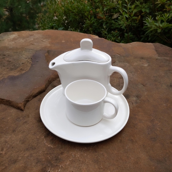 Vtg 1989 Robinson Design Group Japan Porcelain Teacup Coaster Teapot Set